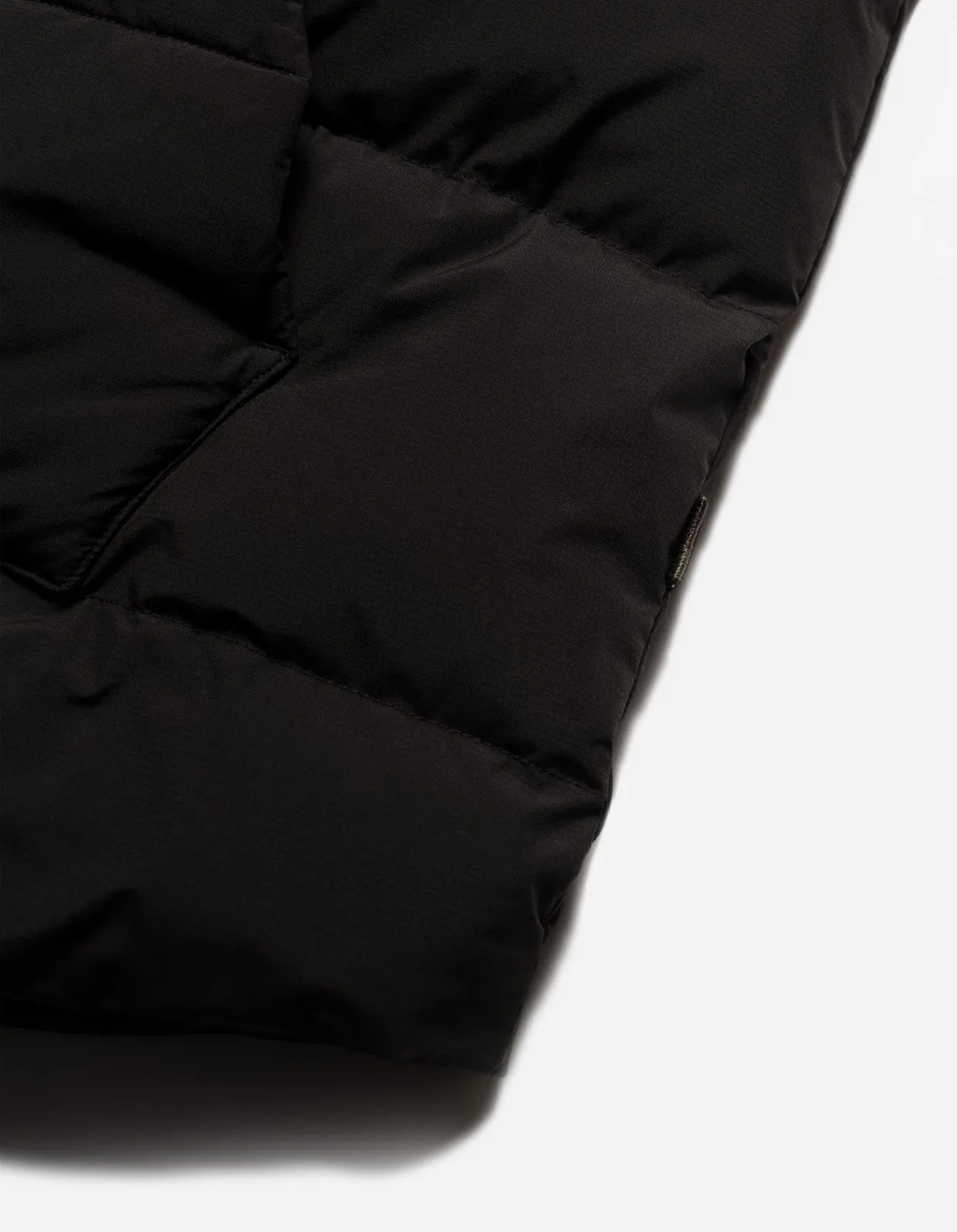 Tibetan 1381 Black Padded Tech Parka - Stylish and Functional Outerwear