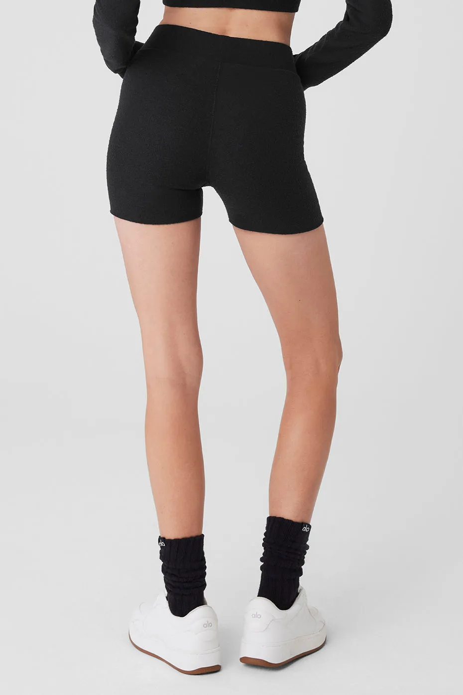 Alolux High-Waist Me Time Short - Black