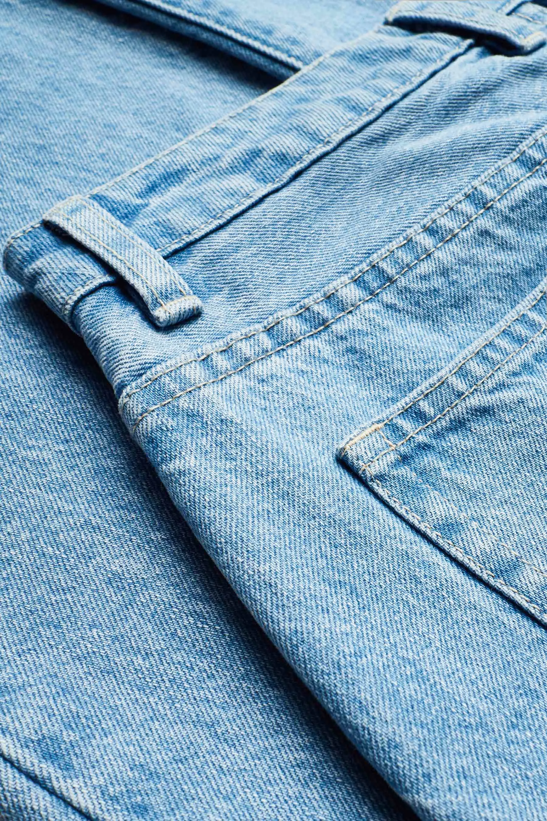 Evade Straight Leg Jean Light Blue