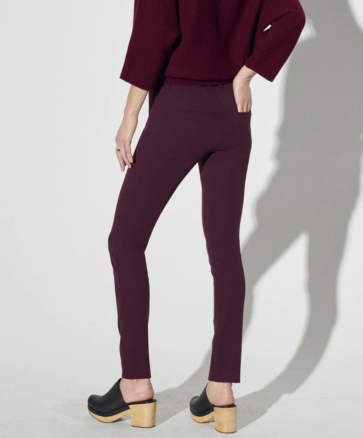 High-Rise Skinny Stretch Pant