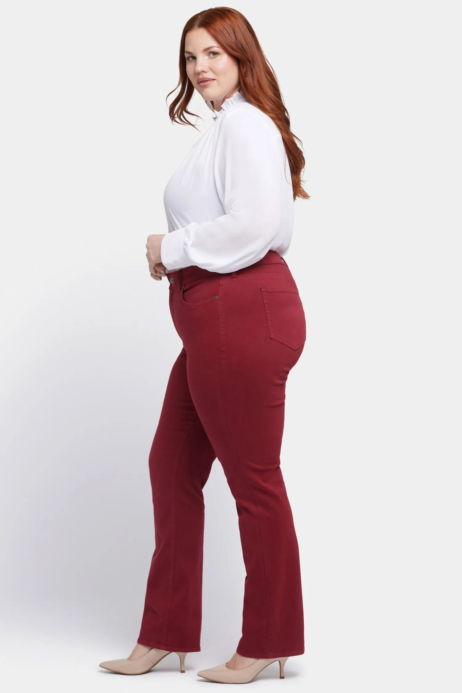 Marilyn Straight Jeans In Plus Size - Wild Currant