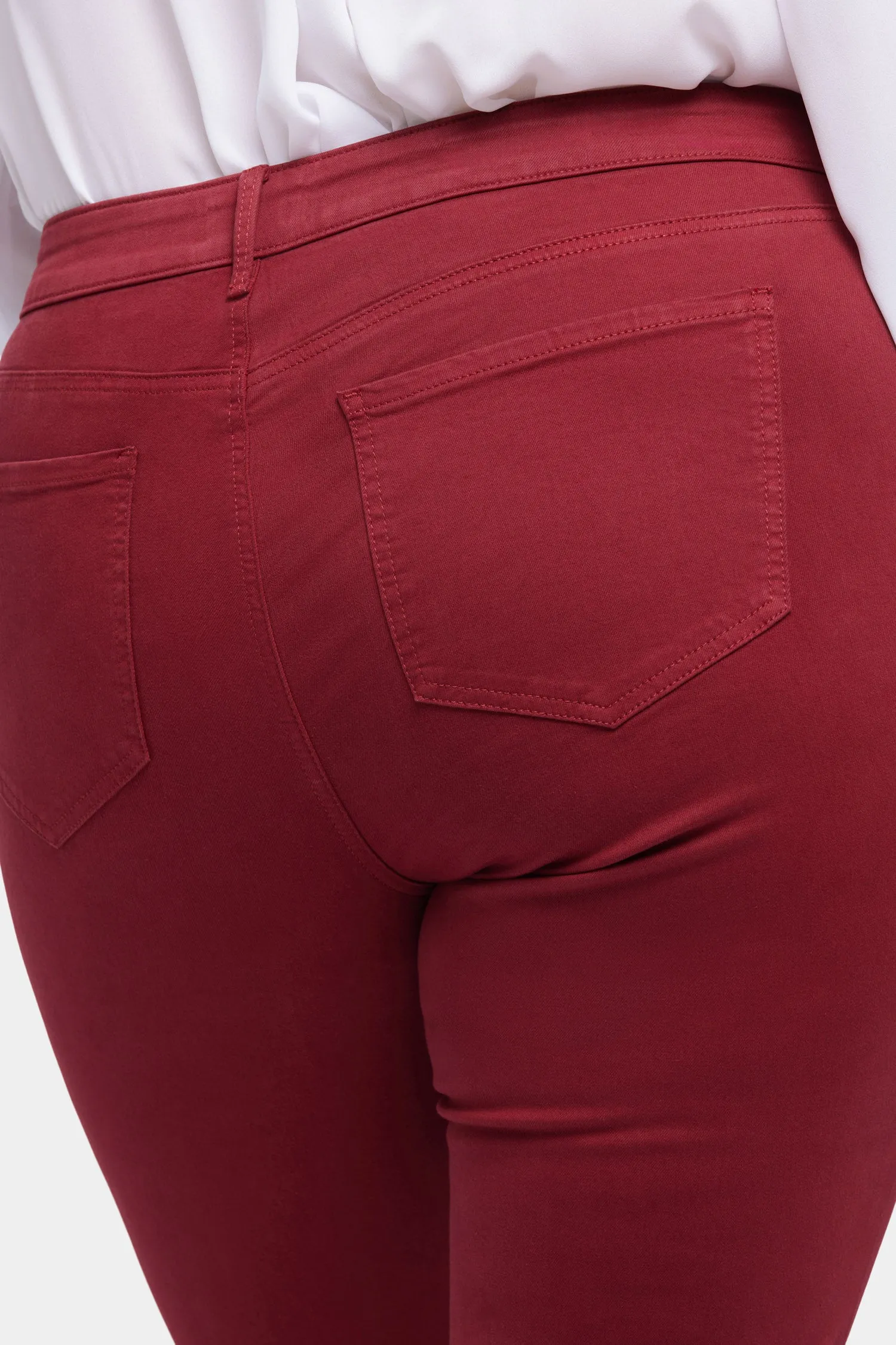 Marilyn Straight Jeans In Plus Size - Wild Currant