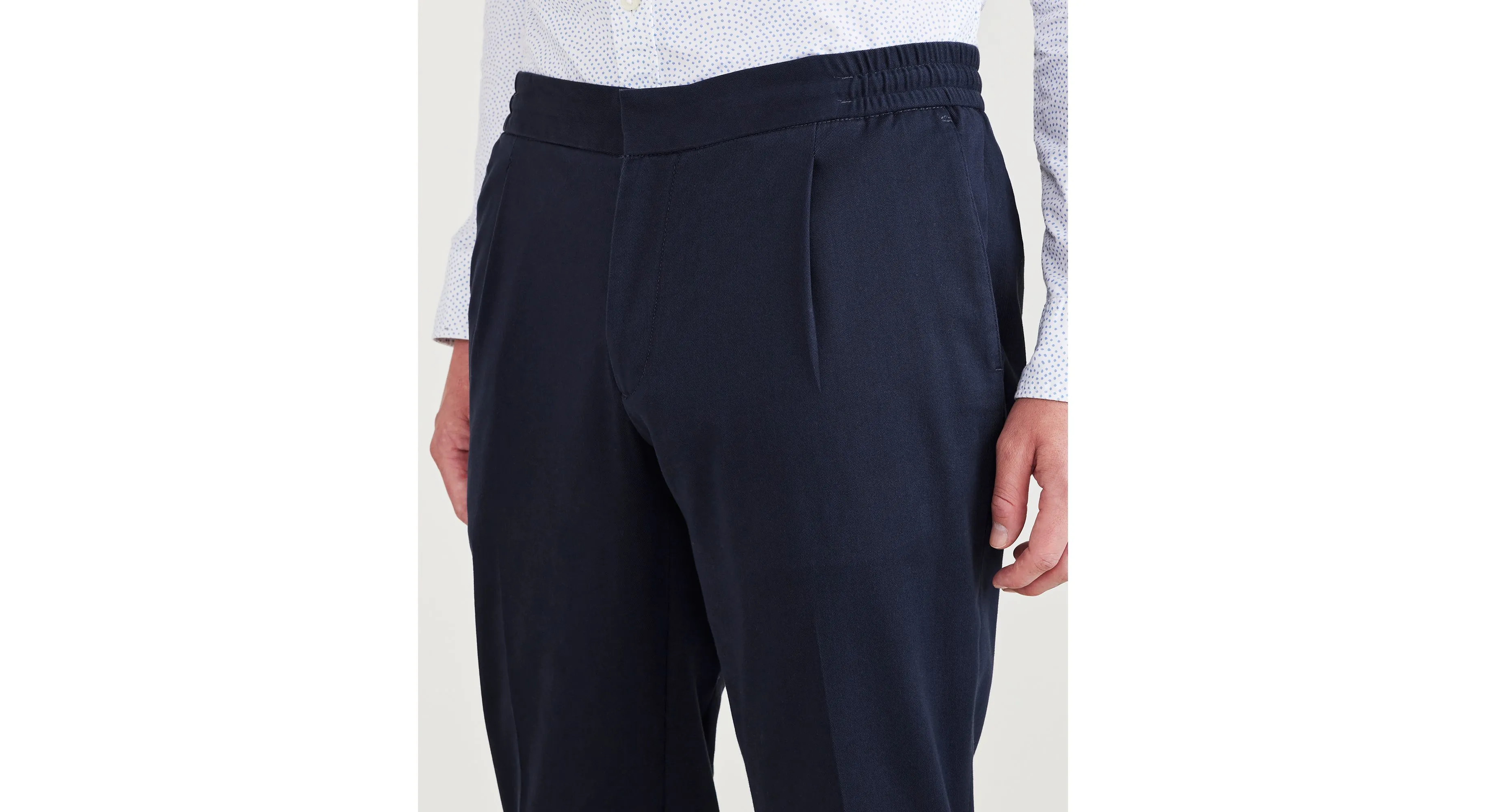 Men's Slim Tapered Fit Refined Pull-On Pants