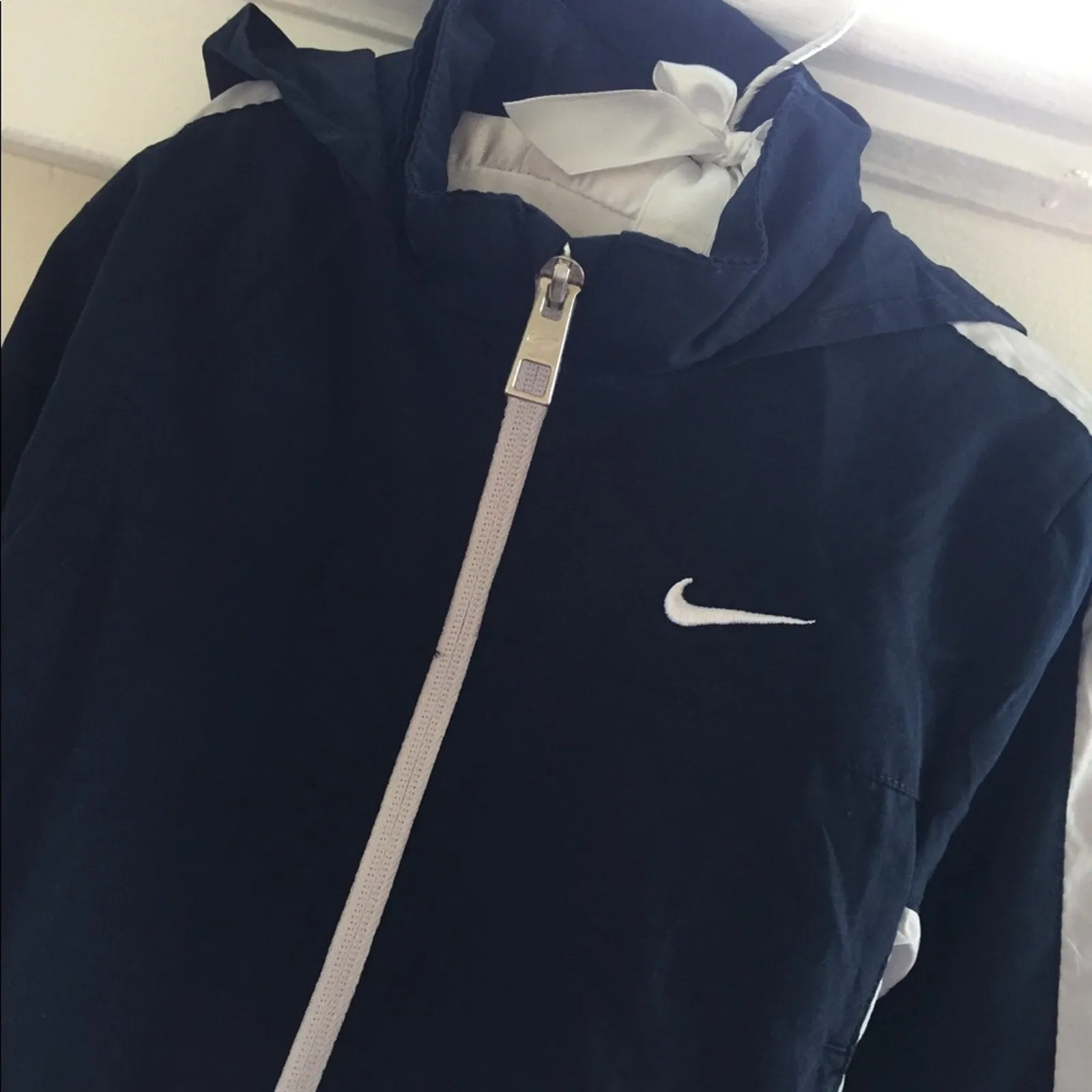 Nike Lightweight Full Zip Hooded Jacket 12 Months