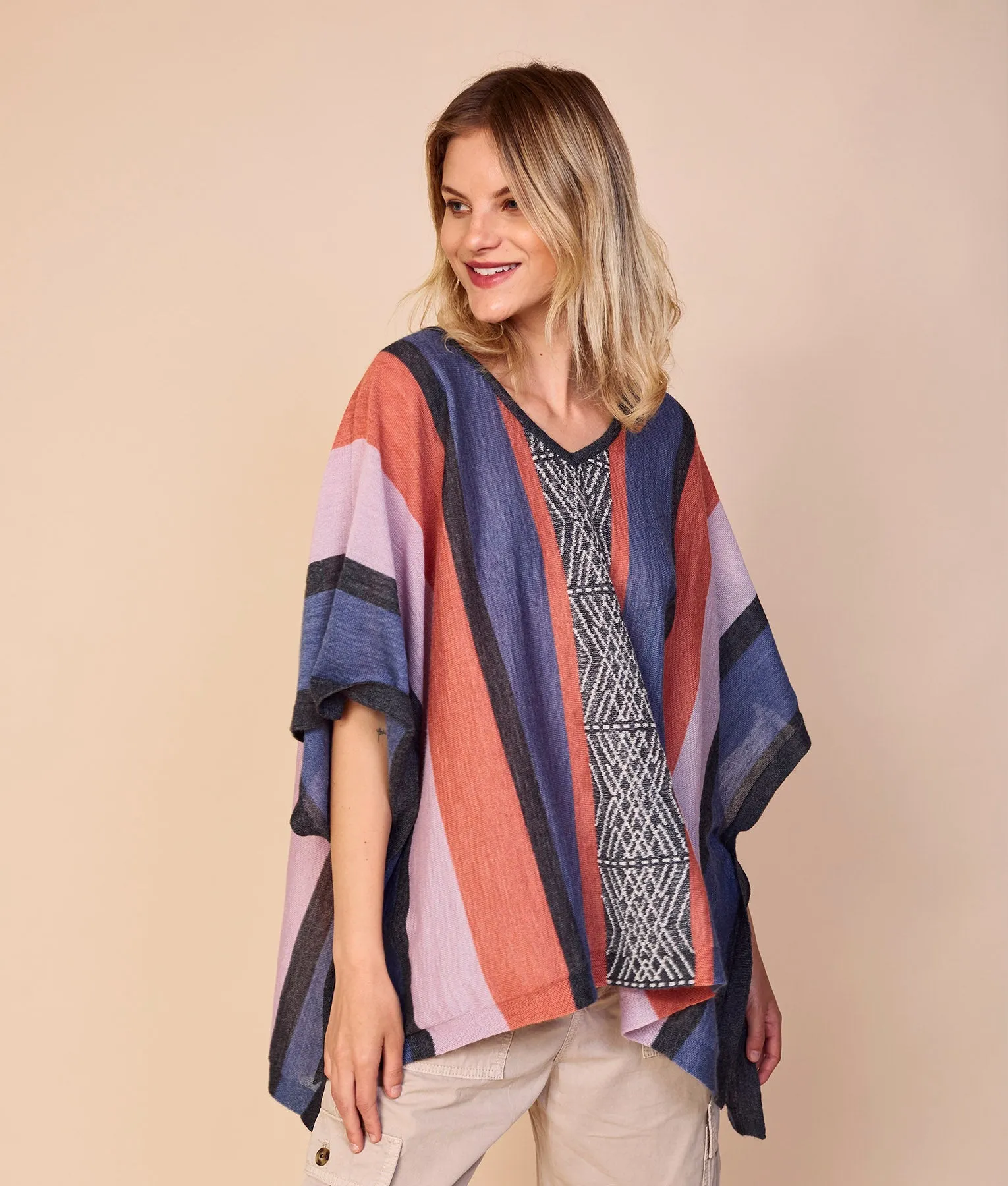 Poncho Chumpi Blue